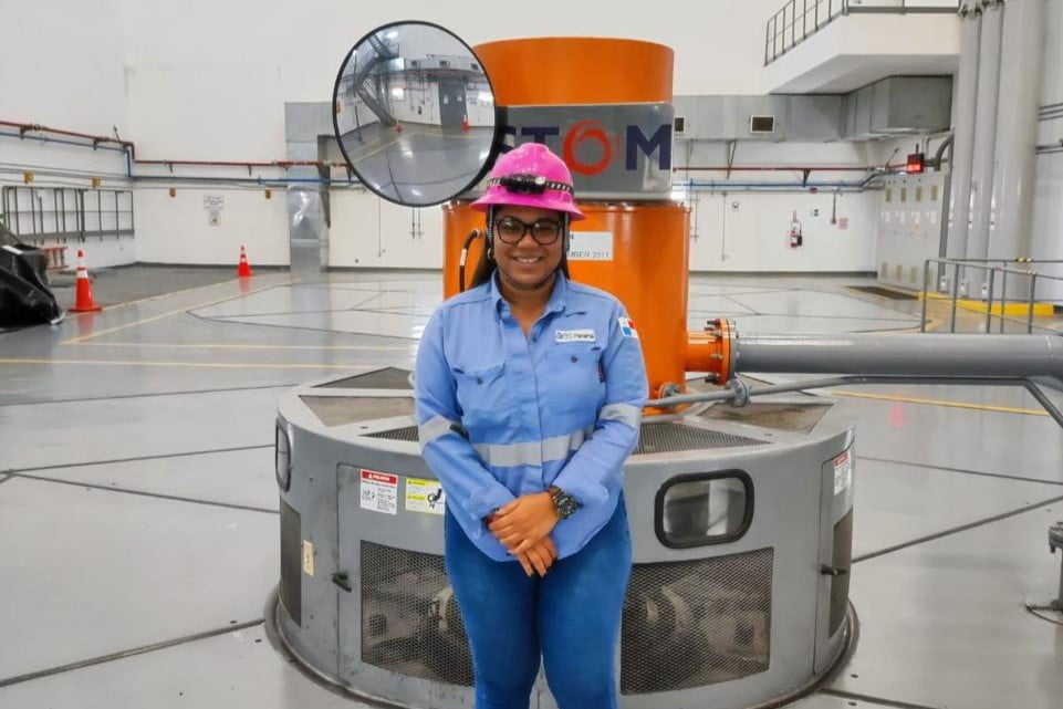 Nitbelle Aizprúa una mujer que no le teme a los riesgos