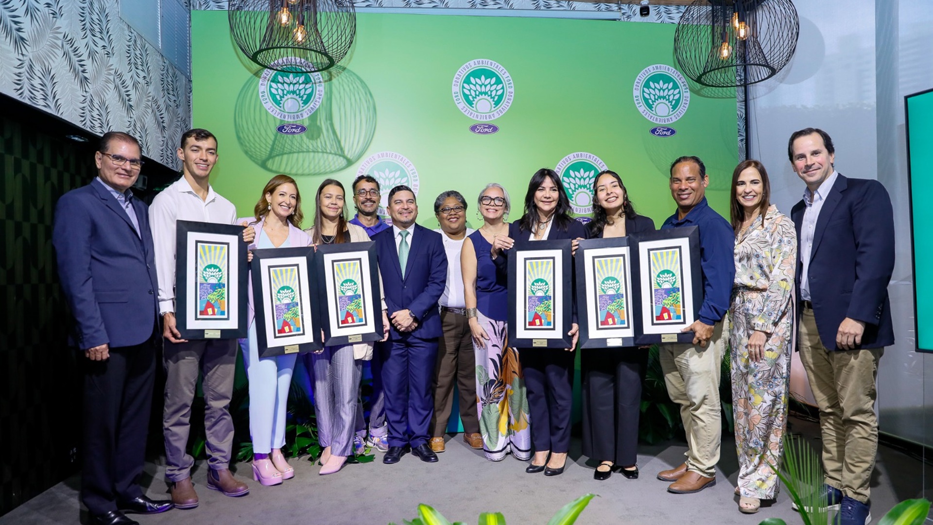 Donativos ambientales Ford