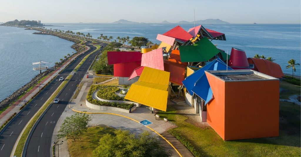 Pilares del Biomuseo