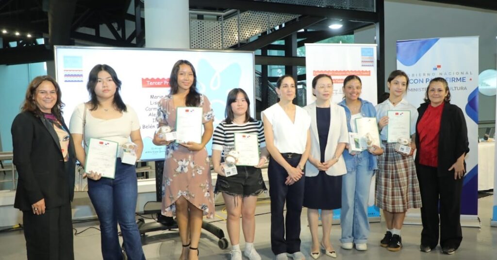 Diálogo entre dos canales