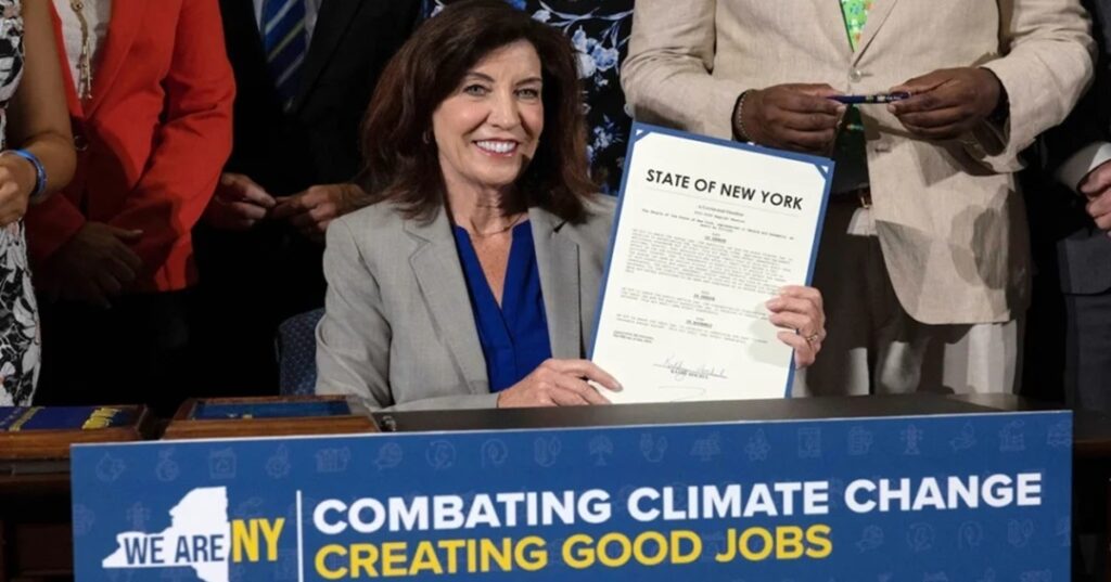 Multa para petroleras