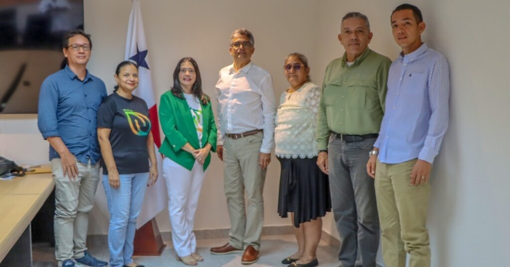 MiAMBIENTE y Fundación NATURA