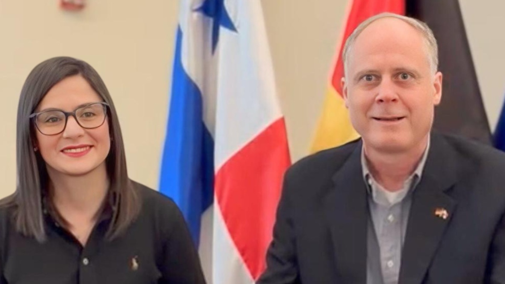 Conectados y AHK Panamá