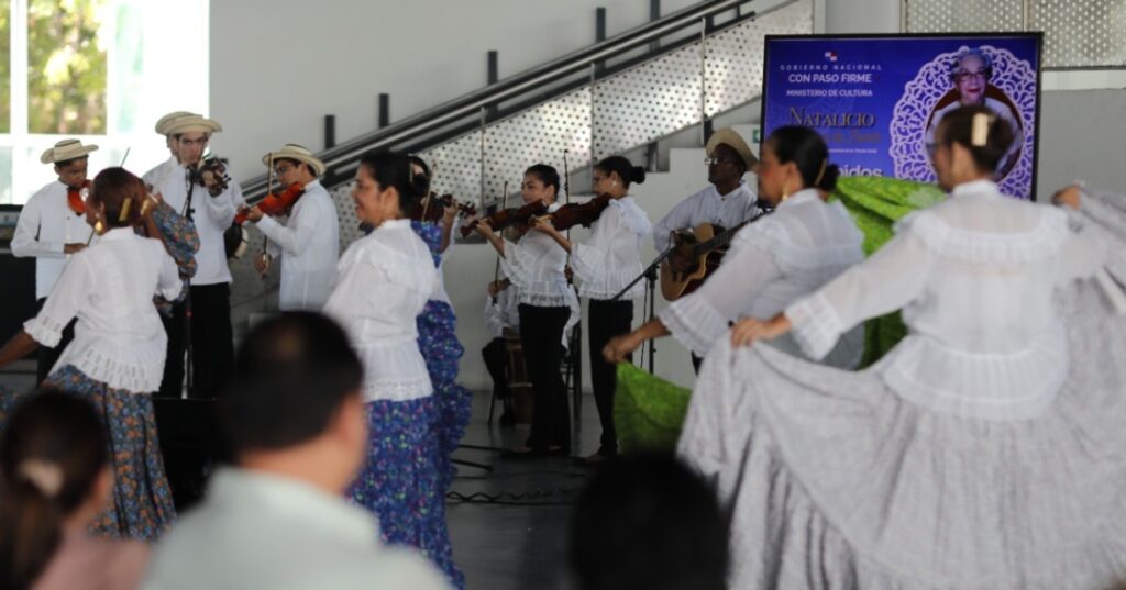 Premio Dora Pérez de Zárate