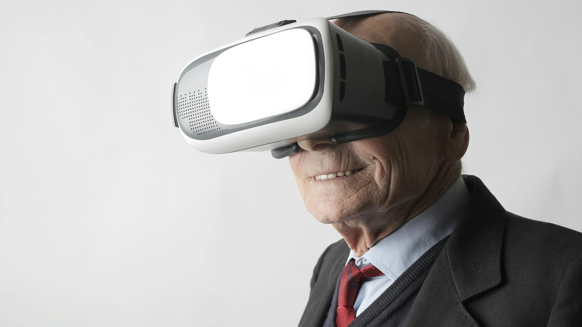 cuidados geriátricos con IA