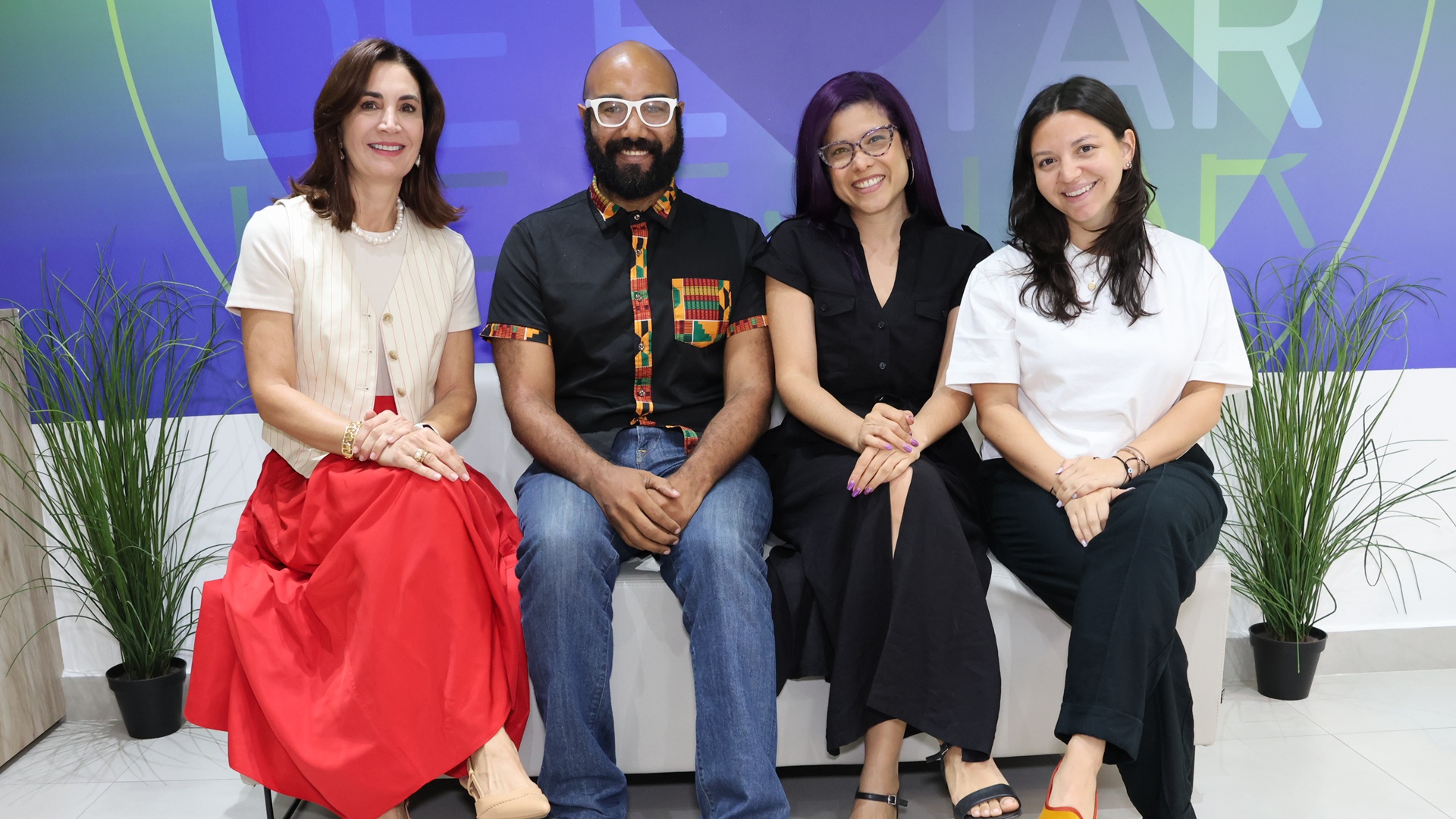 Reseñas de Nuestra Identidad