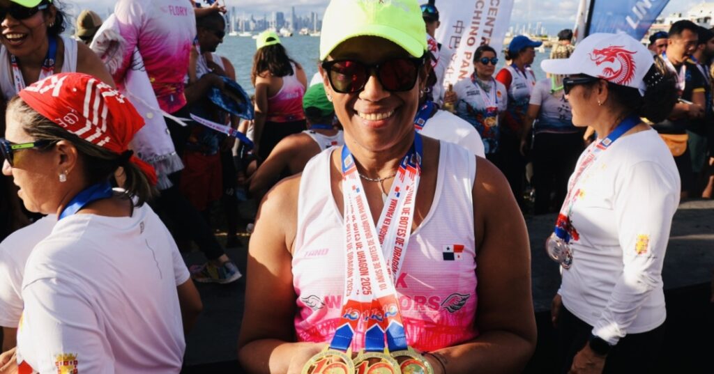 Carrera de Botes de Dragón