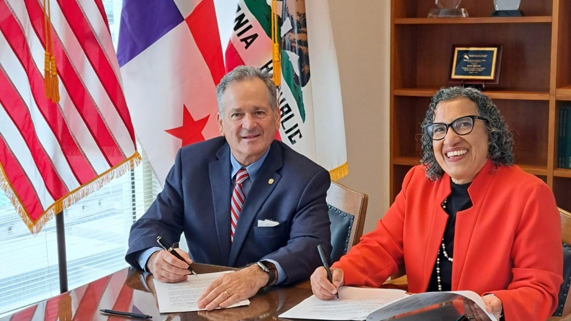 Panamá y California