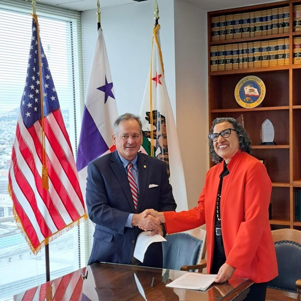 Panamá y California