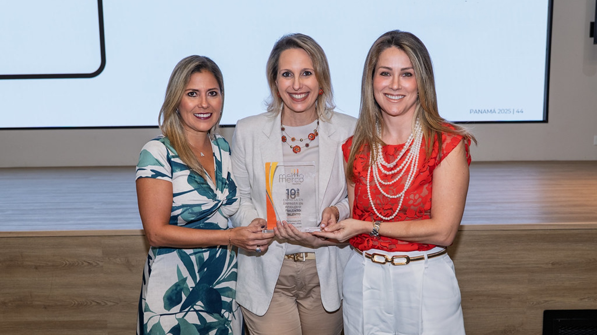 Arcos dorados en MercoTalento