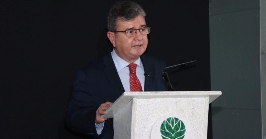 Hoja de ruta de acción por los plásticos