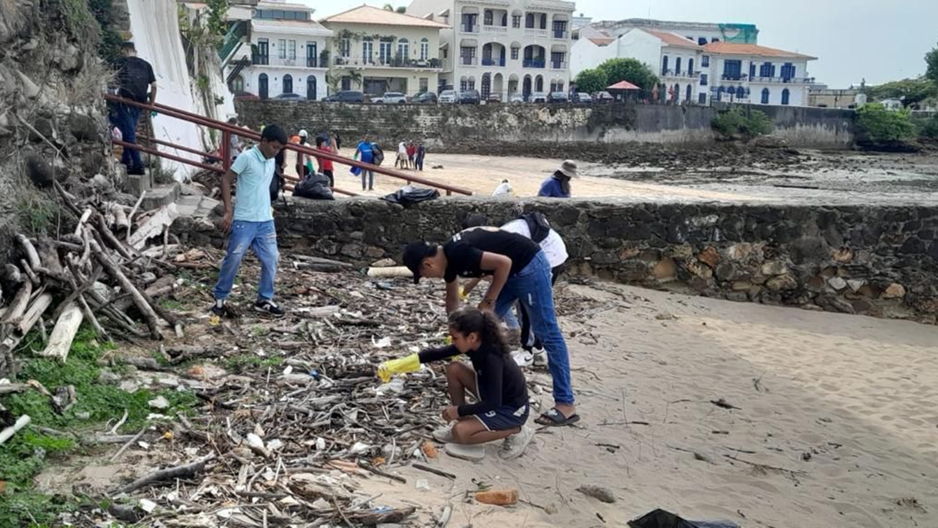 limpieza en el casco antiguo
