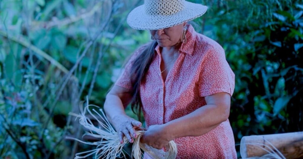 Artesanos panameños en mercado mundial