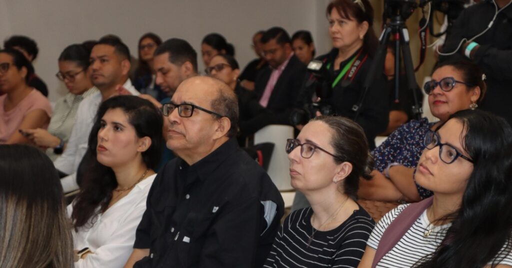 MiAMBIENTE y Fundación Blisstierra