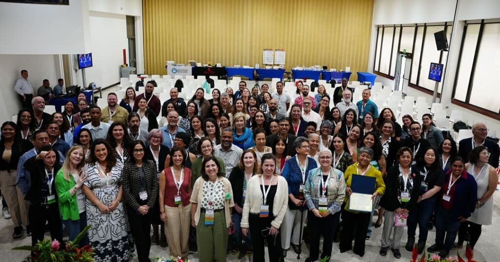 Conferencia Regional de APOYOnline