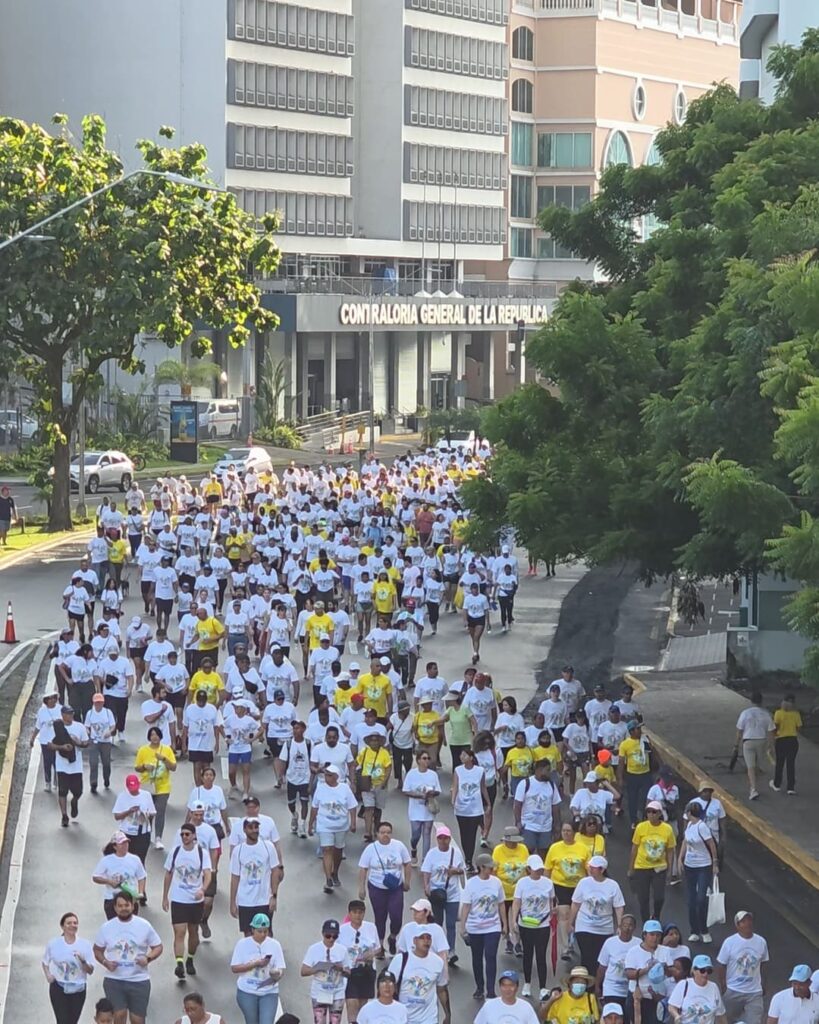 XXVI Caminata Familiar Susie Thayer