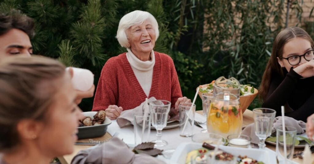 Adultos mayores e Inteligencia Artificial