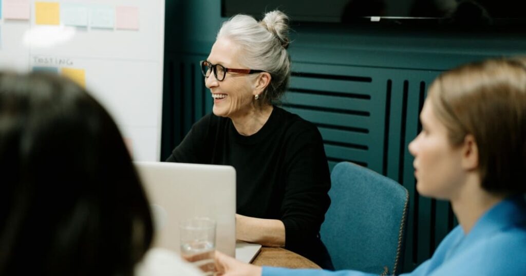 Adultos mayores e Inteligencia Artificial