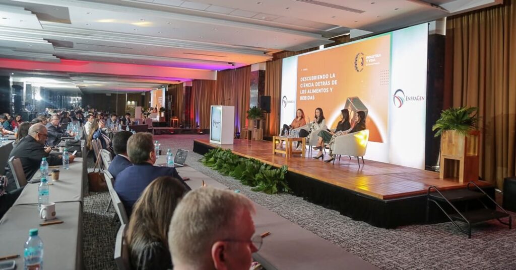 Industria y Vida: El Ciclo del Progreso