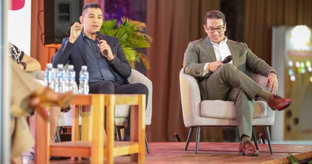 Industria y Vida: El Ciclo del Progreso