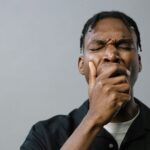 La inadvertida relación entre el insomnio y la salud neuronal