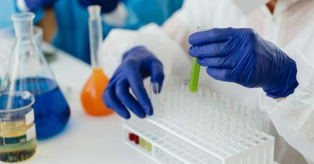 primer antiviral de amplio espectro